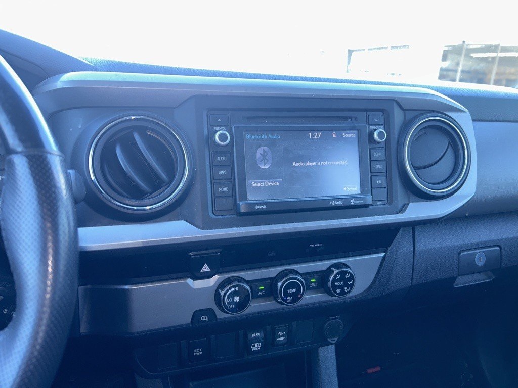 2018 Toyota Tacoma SR5 photo 4