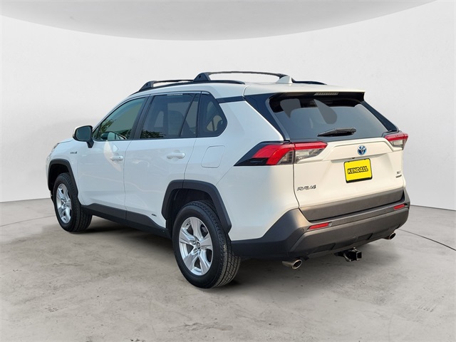 2019 Toyota RAV4 Hybrid XLE photo 2