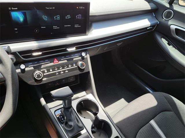 2025 Hyundai Sonata SE photo 15