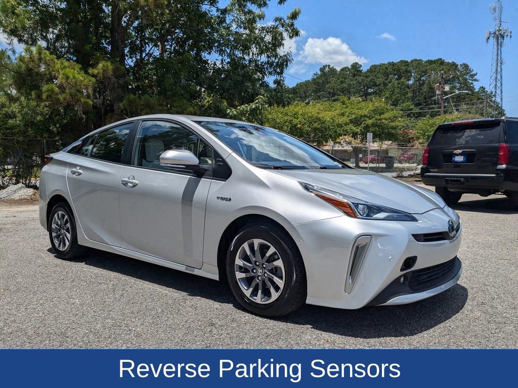 2022 Toyota Prius Limited photo 2