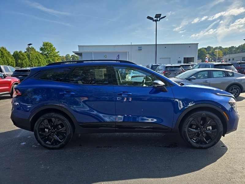 2025 Kia Sportage X-Line photo 8