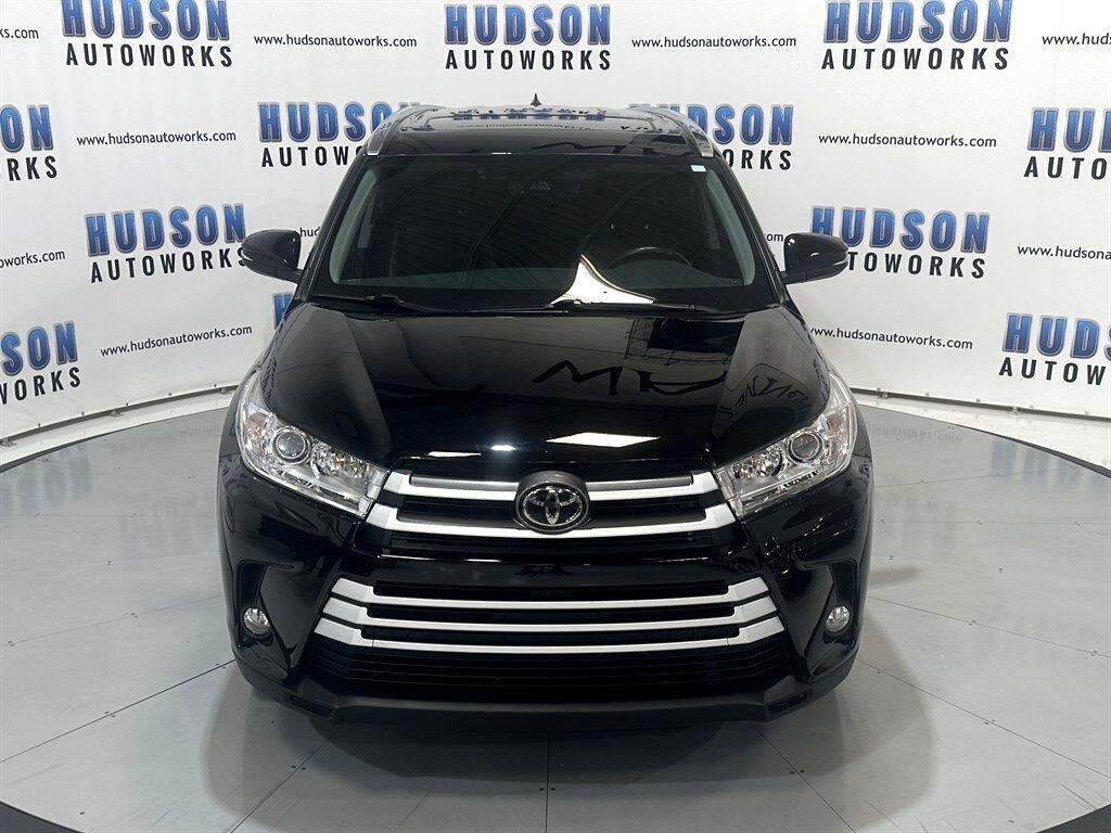2018 Toyota Highlander XLE photo 11
