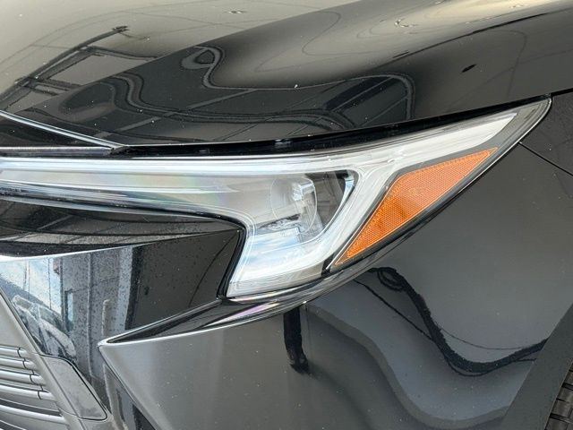 2023 Toyota Corolla Hybrid LE photo 9