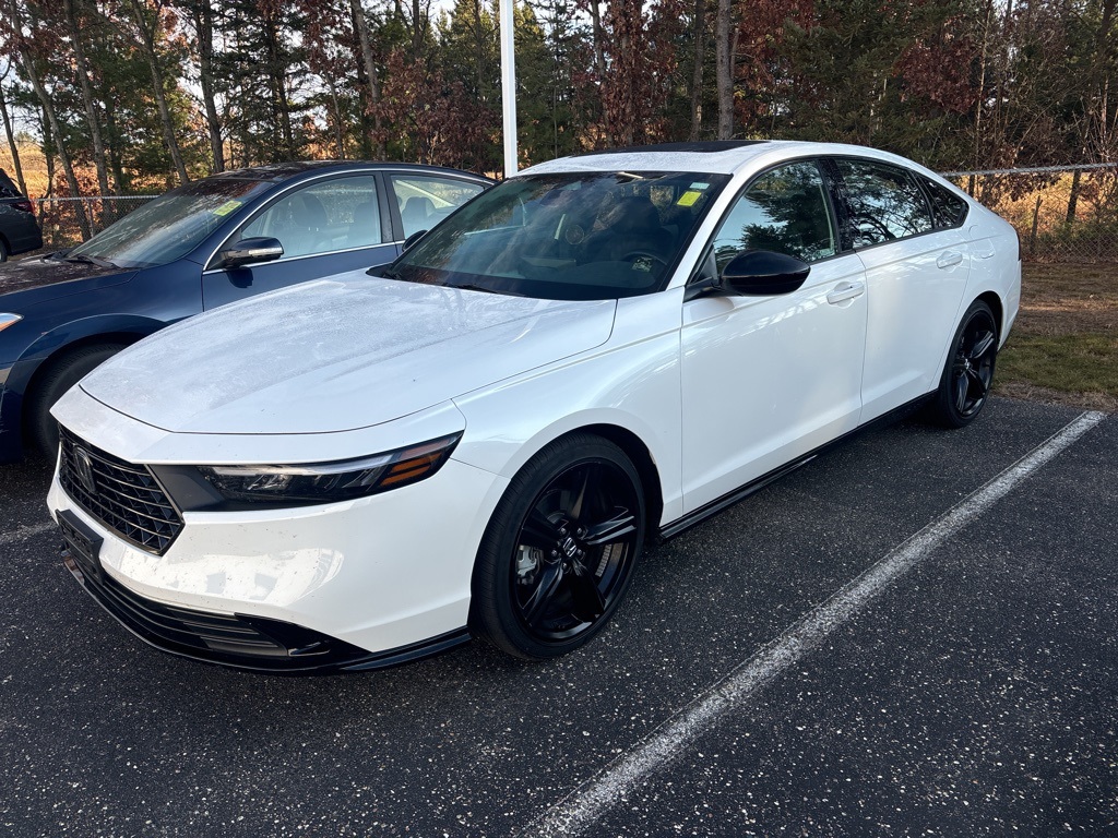 2023 Honda Accord Hybrid Sport-L photo 2