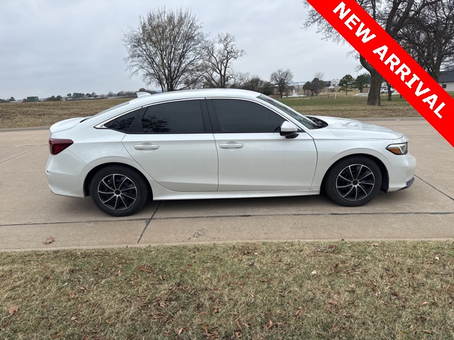 2025 Honda Civic LX photo 2