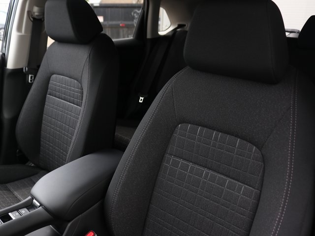 2026 Honda HR-V LX photo 4