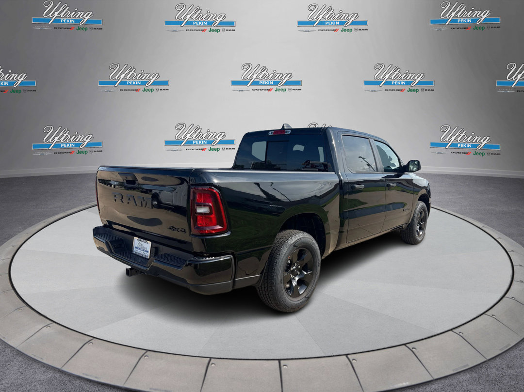 2025 Ram 1500 Tradesman photo 3