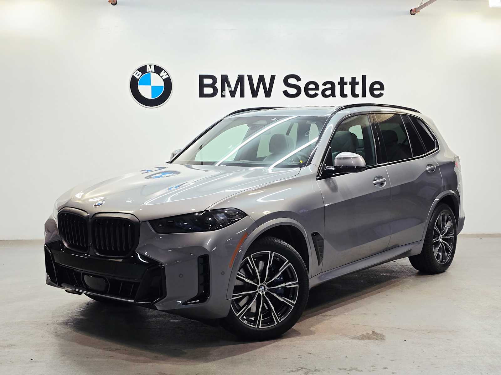 2025 BMW X5 40i's photo