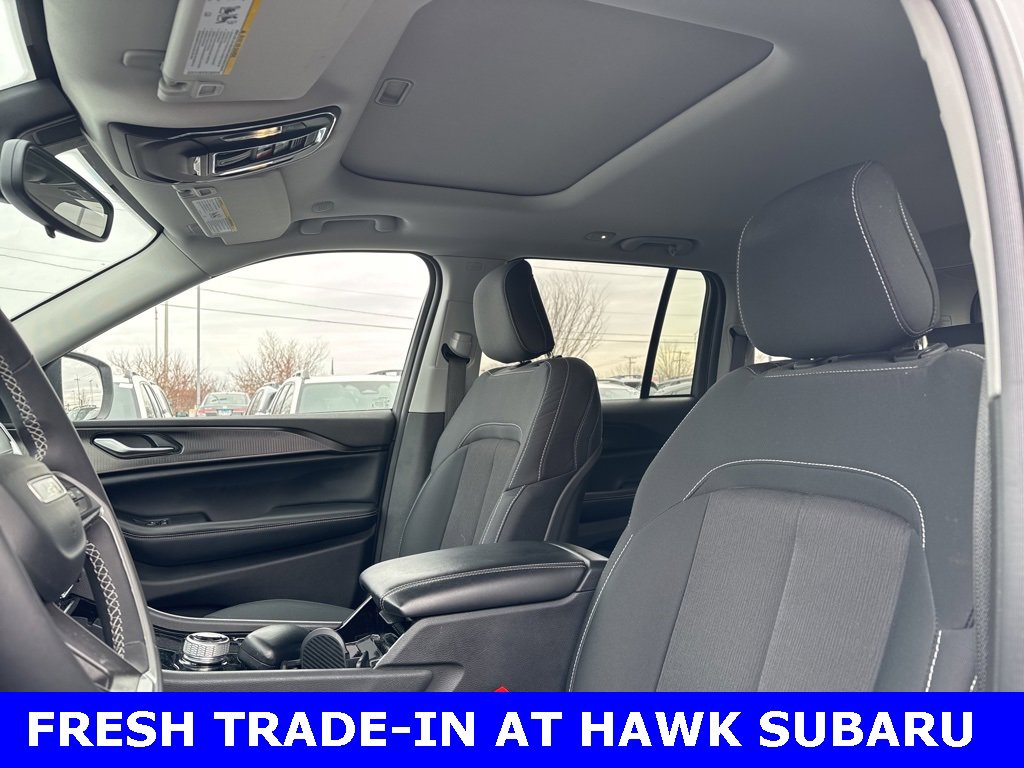 2023 JEEP GRAND CHEROKEE - Image 10