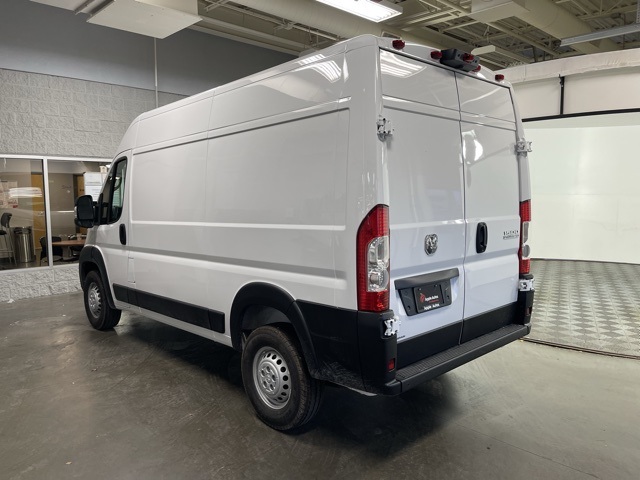 2025 Ram ProMaster 1500 photo 3