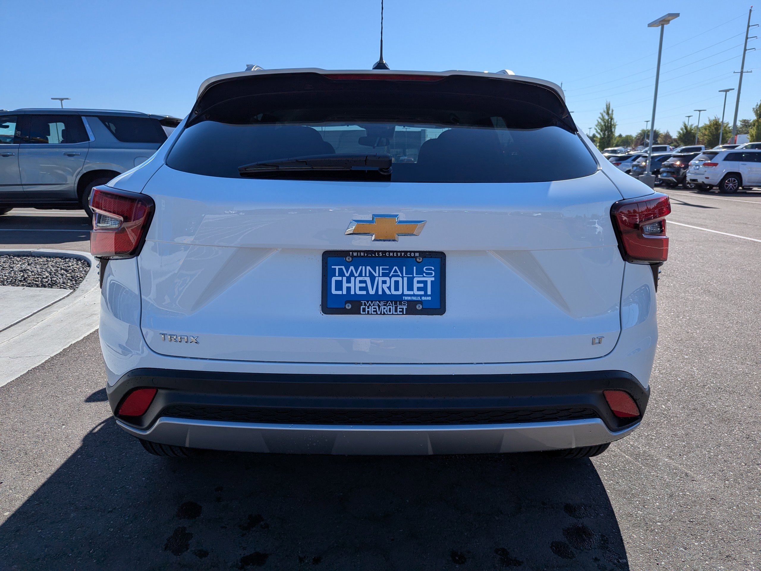 2025 Chevrolet Trax LT photo 27