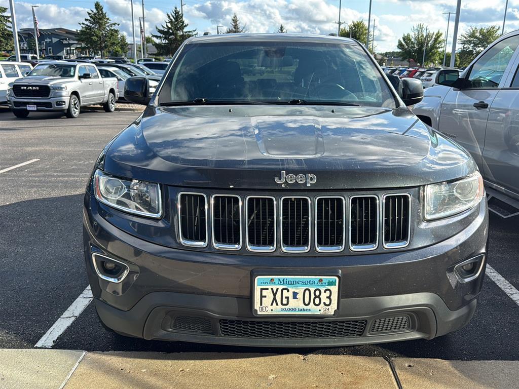 Used 2014 Jeep Grand Cherokee Laredo with VIN 1C4RJFAG2EC133092 for sale in Waconia, Minnesota