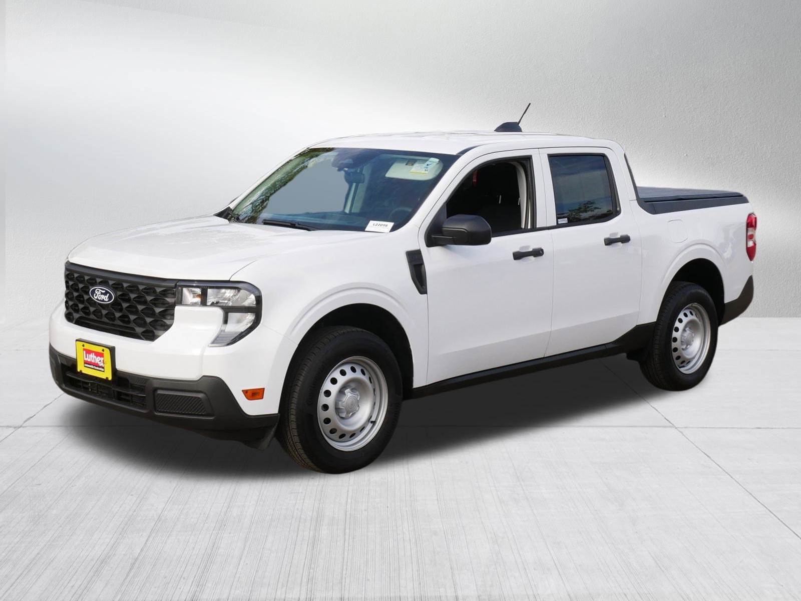2025 Ford Maverick XL photo 3