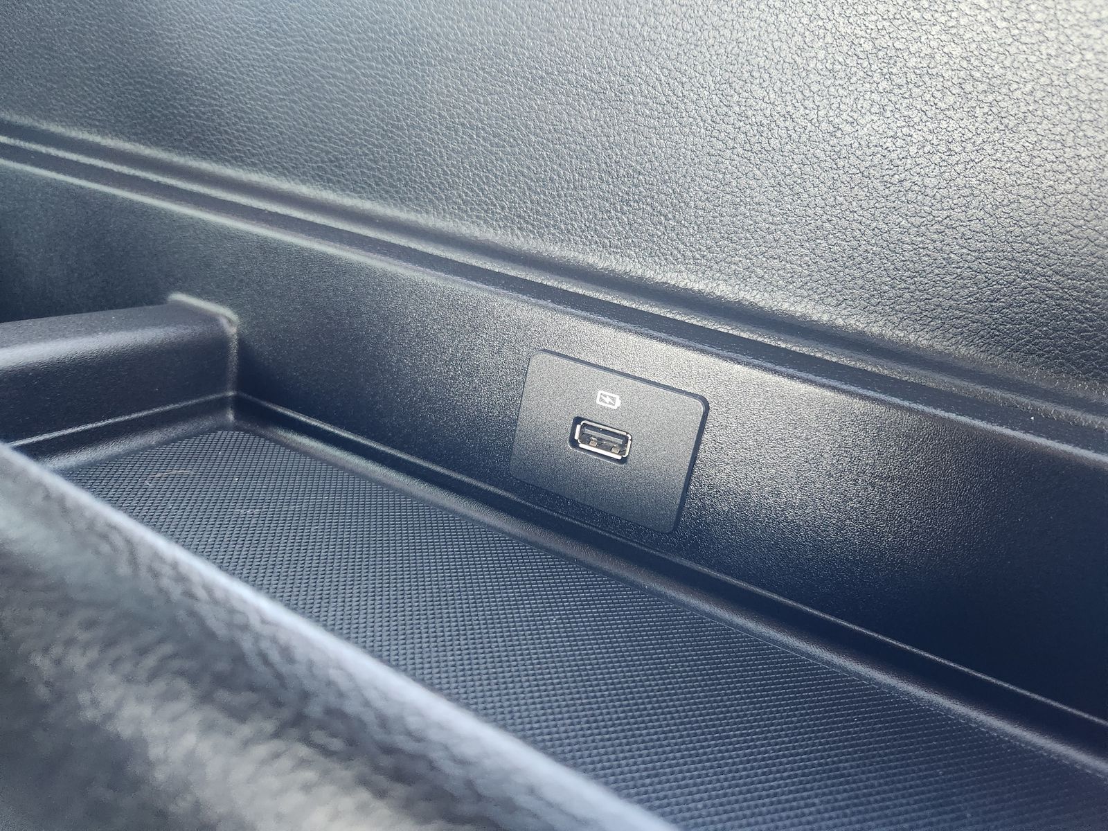 2020 Ford Expedition Platinum photo 41