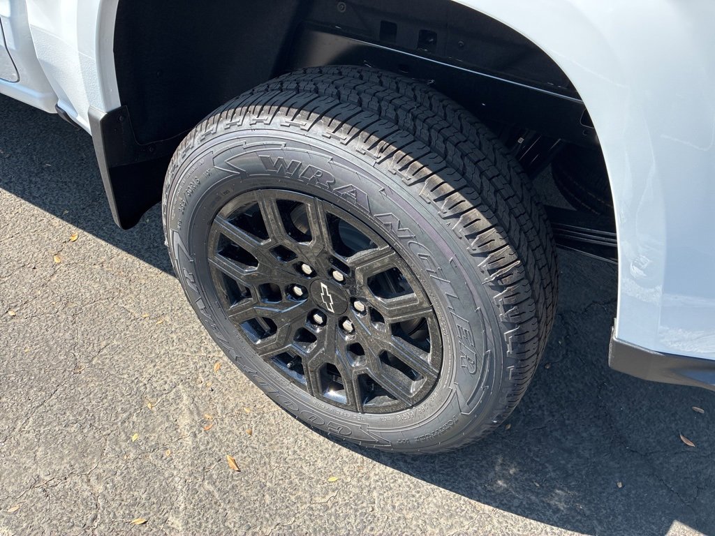 2026 Chevrolet Colorado Work Truck photo 9