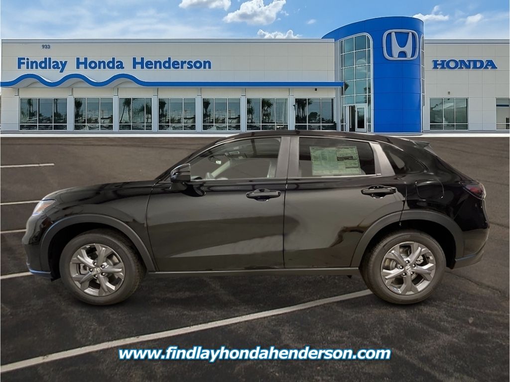 2026 Honda HR-V LX photo 2