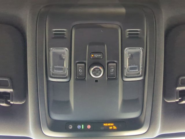 2025 Gmc Yukon photo 3