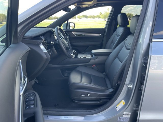 2025 Cadillac XT6 Luxury photo 26