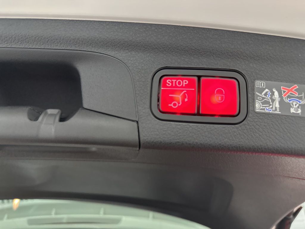 2025 Mercedes Benz GLE 350 4MATIC photo 22