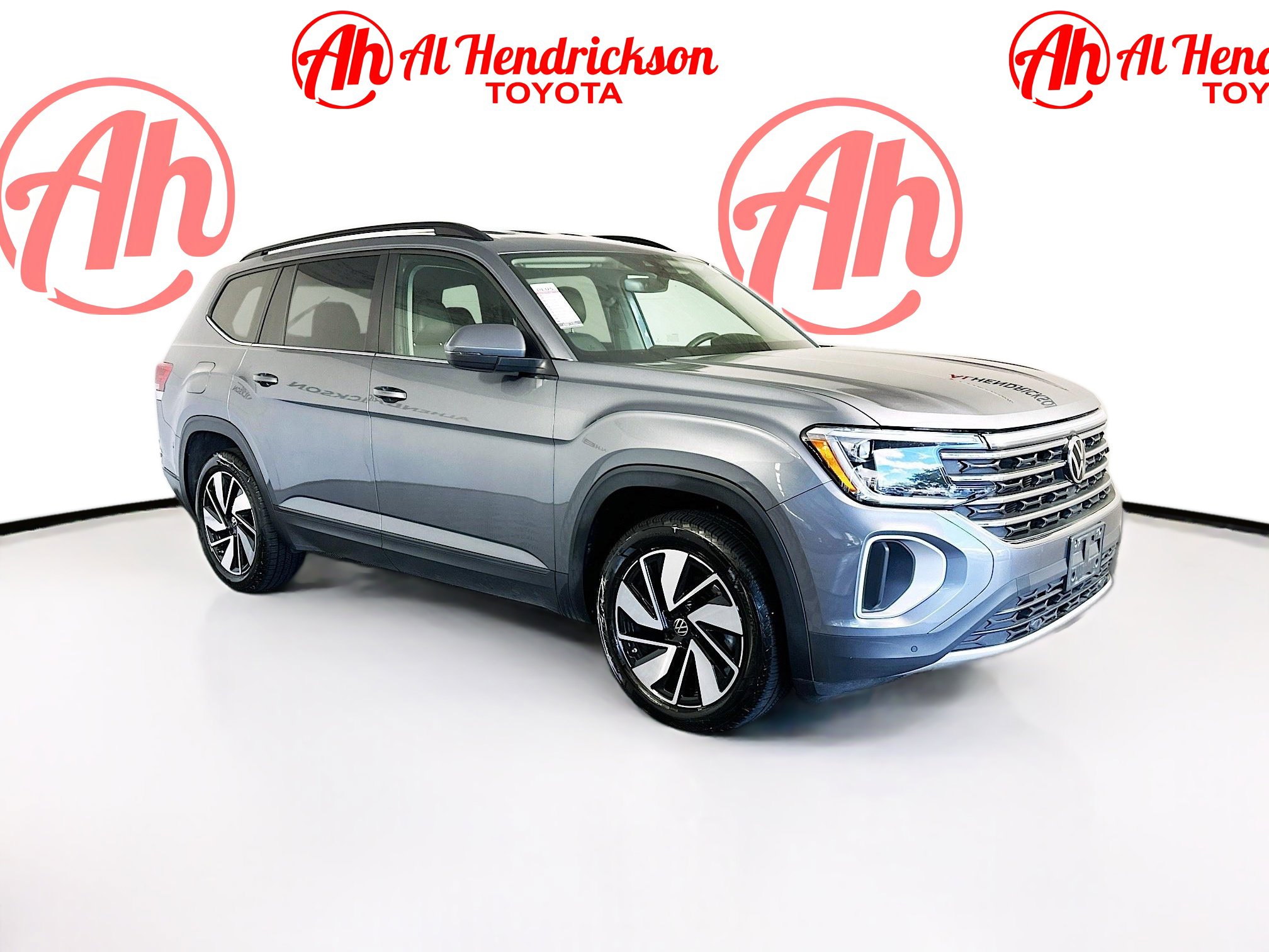 2024 Volkswagen Atlas SE w/Tech's photo