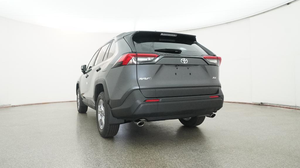 2025 Toyota RAV4 XLE photo 31