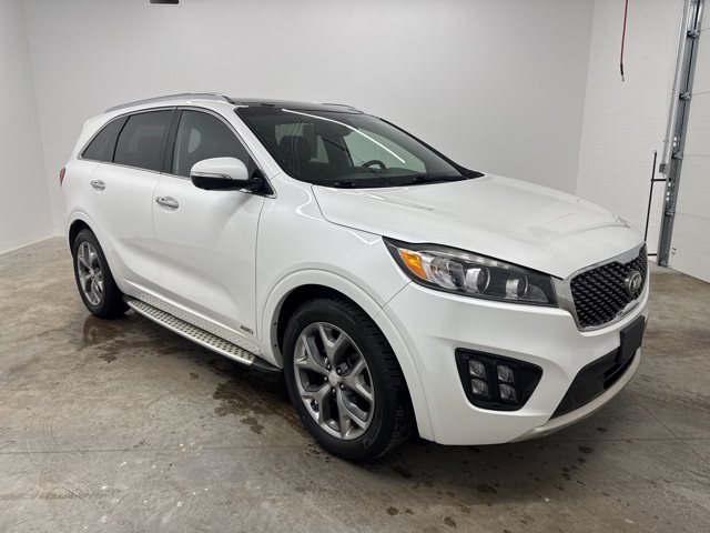 2016 Kia Sorento SX Limited photo 2