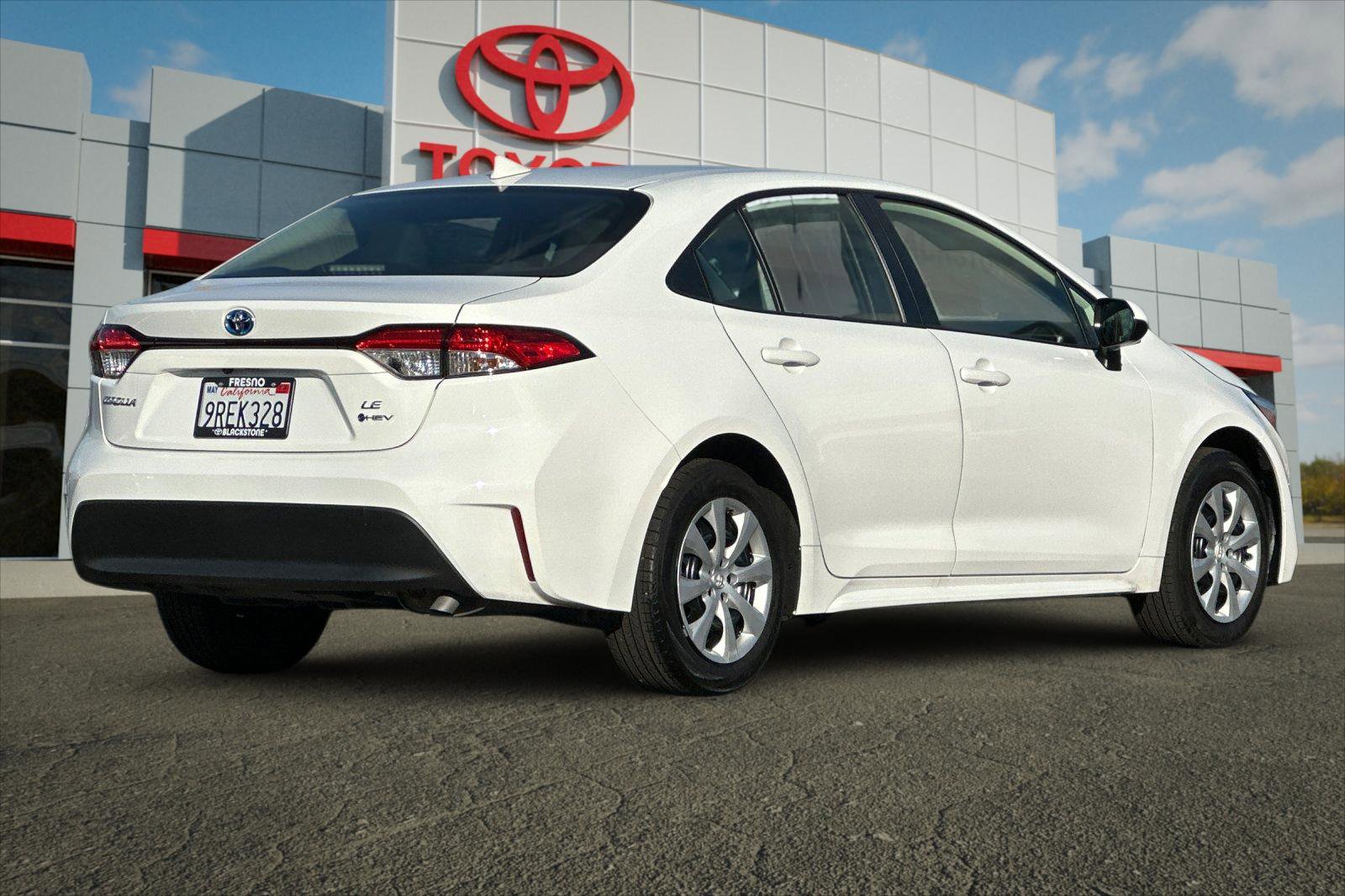 2025 Toyota Corolla Hybrid LE photo 3