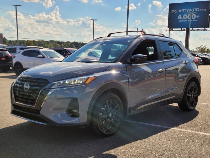 2024 Nissan Kicks SR photo 4