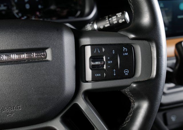 2023 Land Rover Defender 110 X-Dynamic SE photo 21