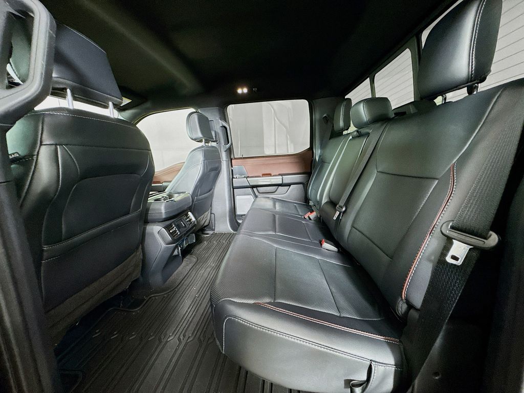 2023 Ford F-150 Lariat photo 25