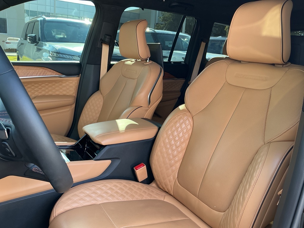2024 Jeep Grand Cherokee Summit photo 22