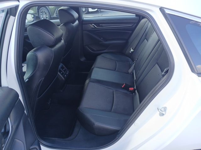 2022 Honda Accord Sport 2.0T photo 10