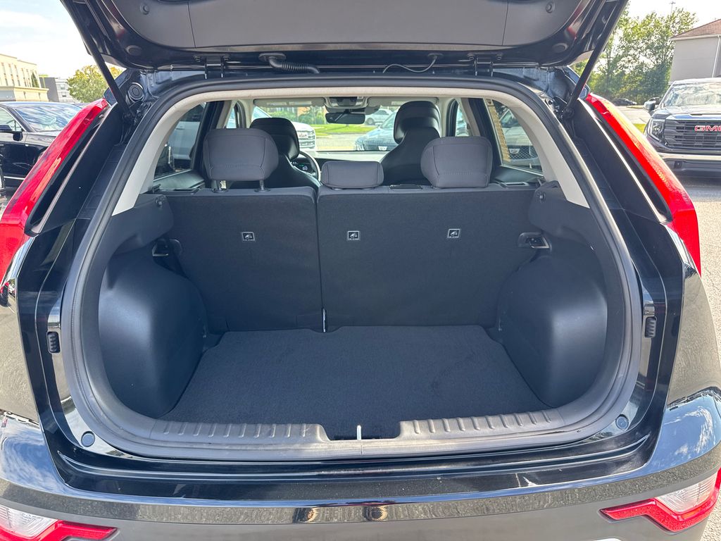 2024 Kia Niro LX photo 18