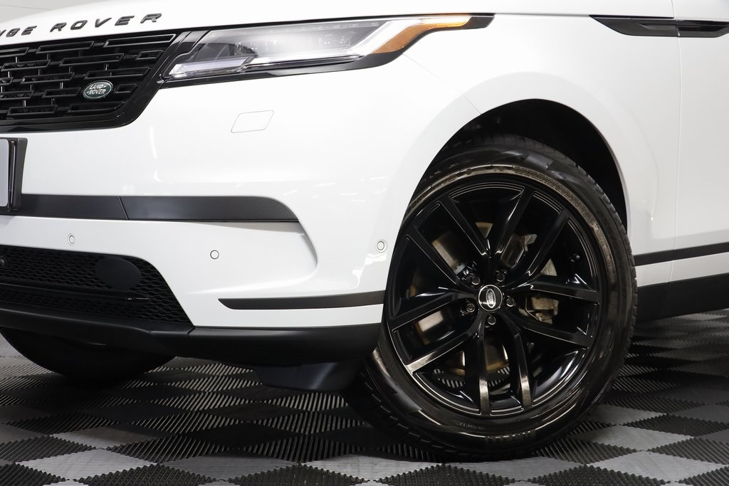 2025 Land Rover Range Rover Velar S photo 3