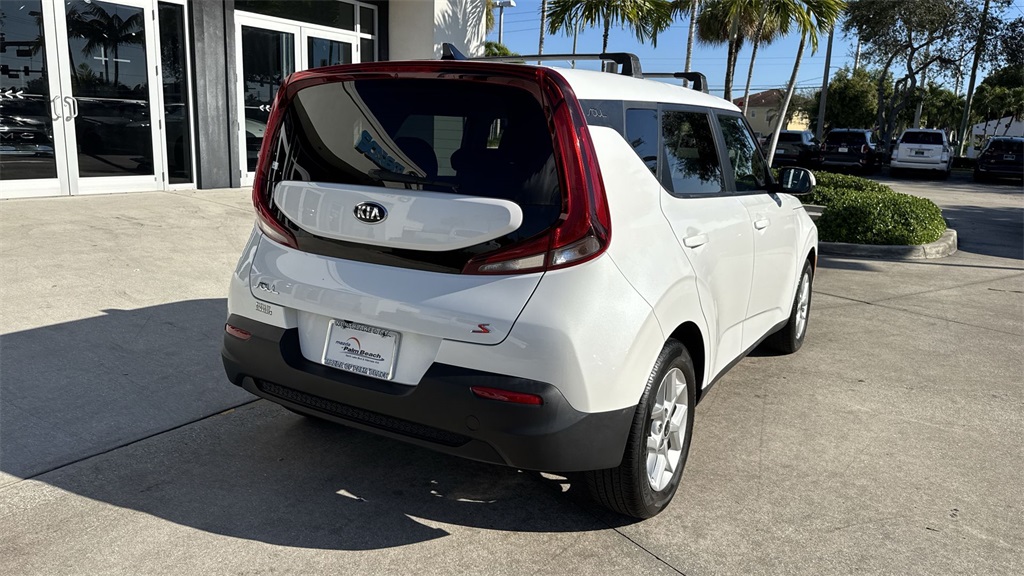 2020 Kia Soul S photo 3