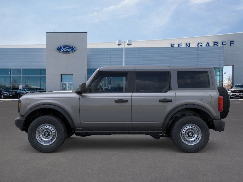 2025 Ford Bronco Base photo 2