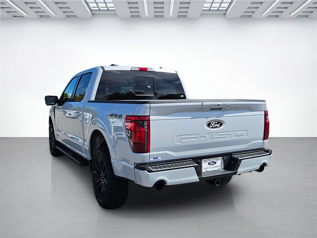 2025 Ford F-150 XLT photo 4