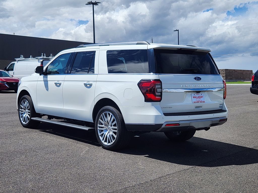 2023 Ford Expedition MAX Limited photo 3