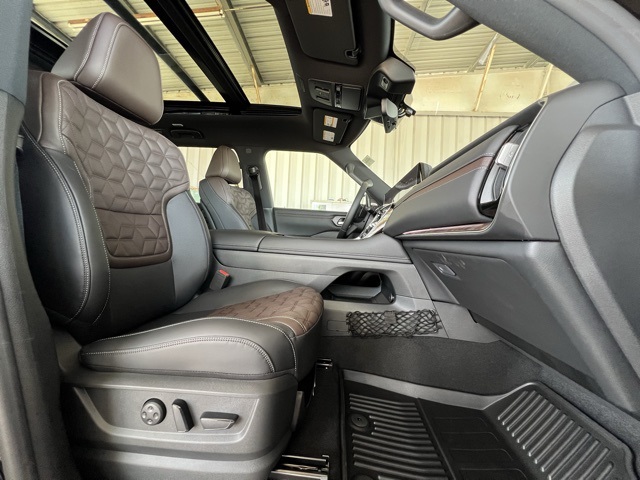 2025 Nissan Armada Platinum photo 20