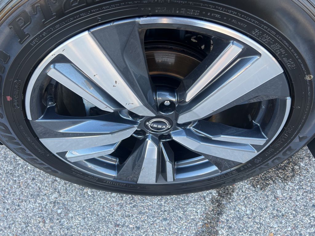2023 Nissan Rogue Platinum photo 43