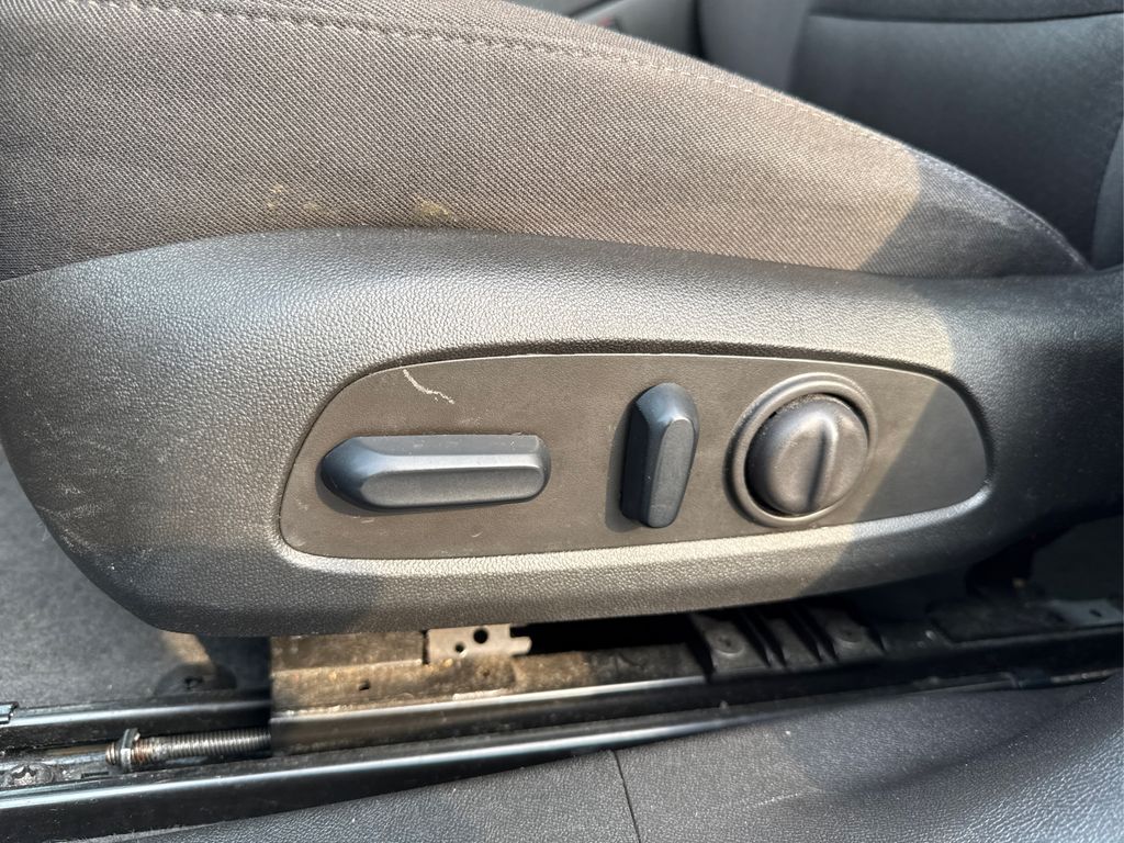 2024 Chevrolet Malibu 1LT photo 32