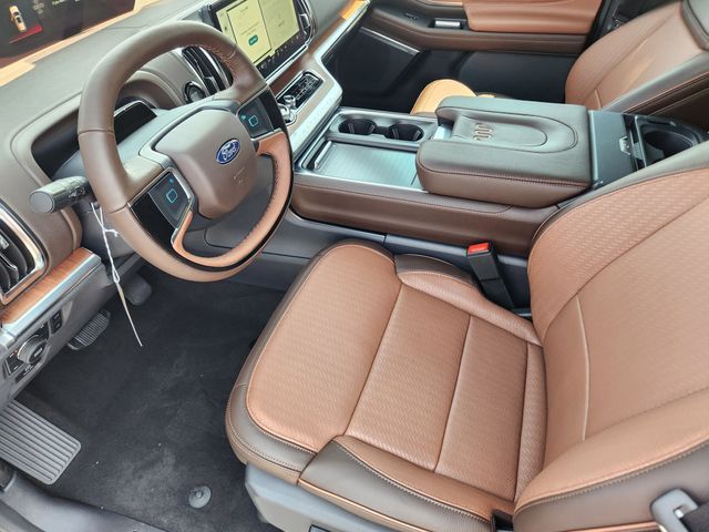 2025 Ford Expedition King Ranch photo 11