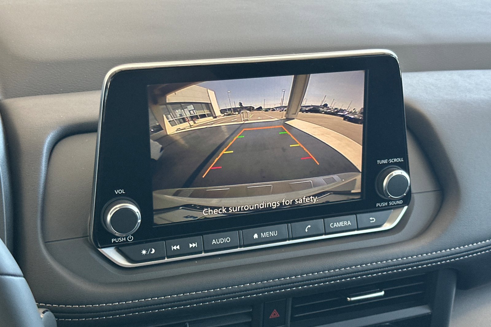 2026 Nissan Rogue SV photo 18