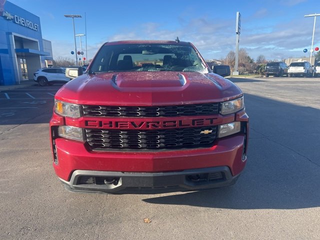 2020 Chevrolet Silverado 1500 Custom photo 2