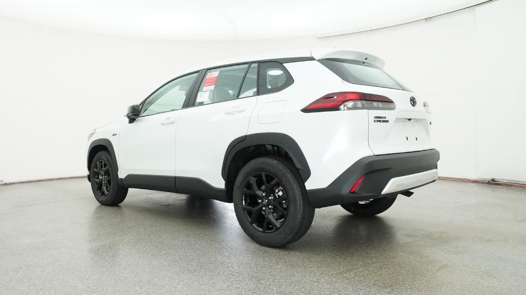 2026 Toyota Corolla Cross L photo 10