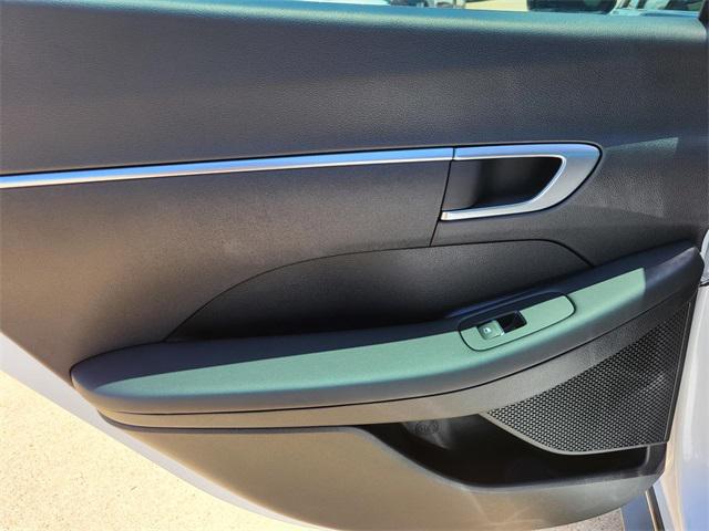 2025 Hyundai Sonata SE photo 7