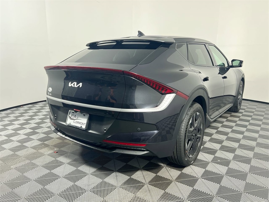 2025 Kia EV6 Wind photo 3
