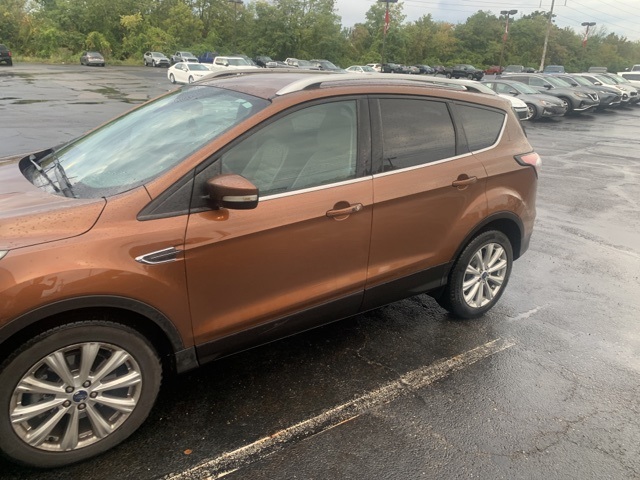 2017 Ford Escape Titanium photo 2