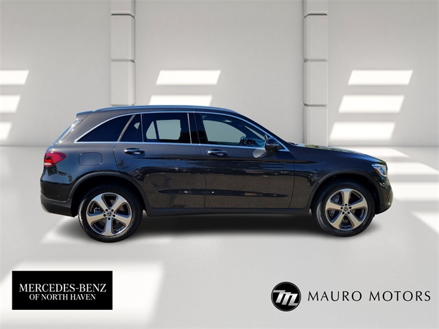 2022 Mercedes Benz GLC 300 4MATIC photo 2