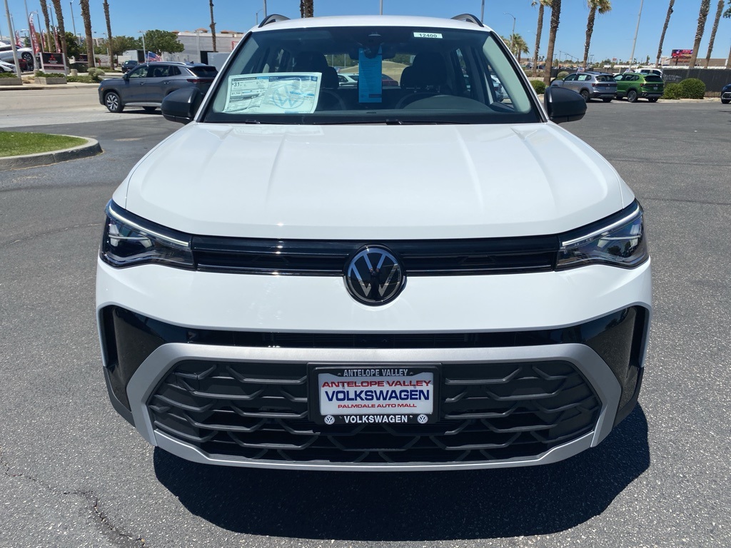 2025 Volkswagen Taos S photo 2